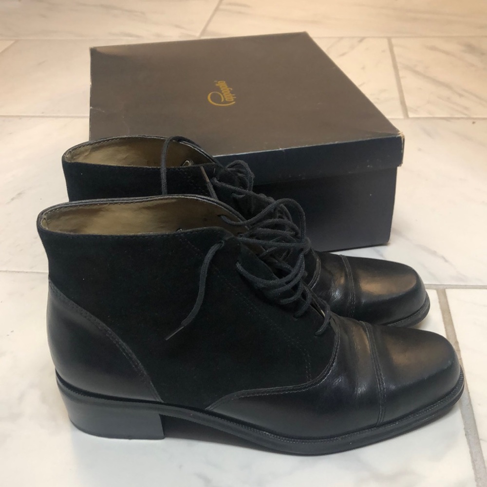 Pappagallo Vintage Booties